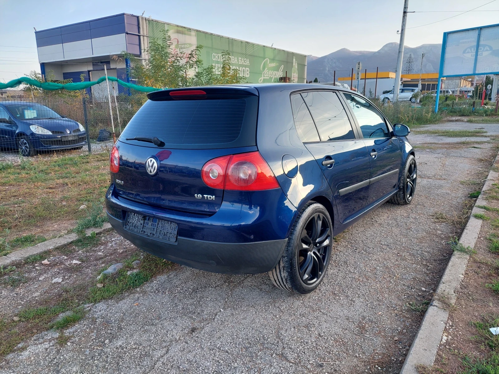 VW Golf 1.9tdi Navi 105ps  - изображение 7