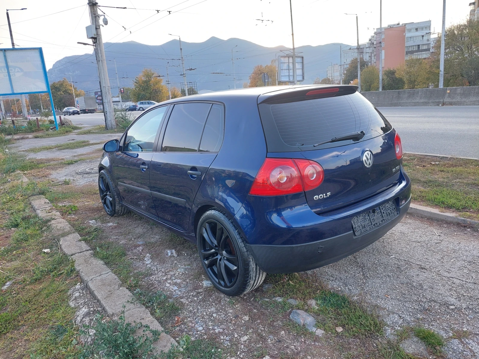 VW Golf 1.9tdi Navi 105ps  - изображение 8