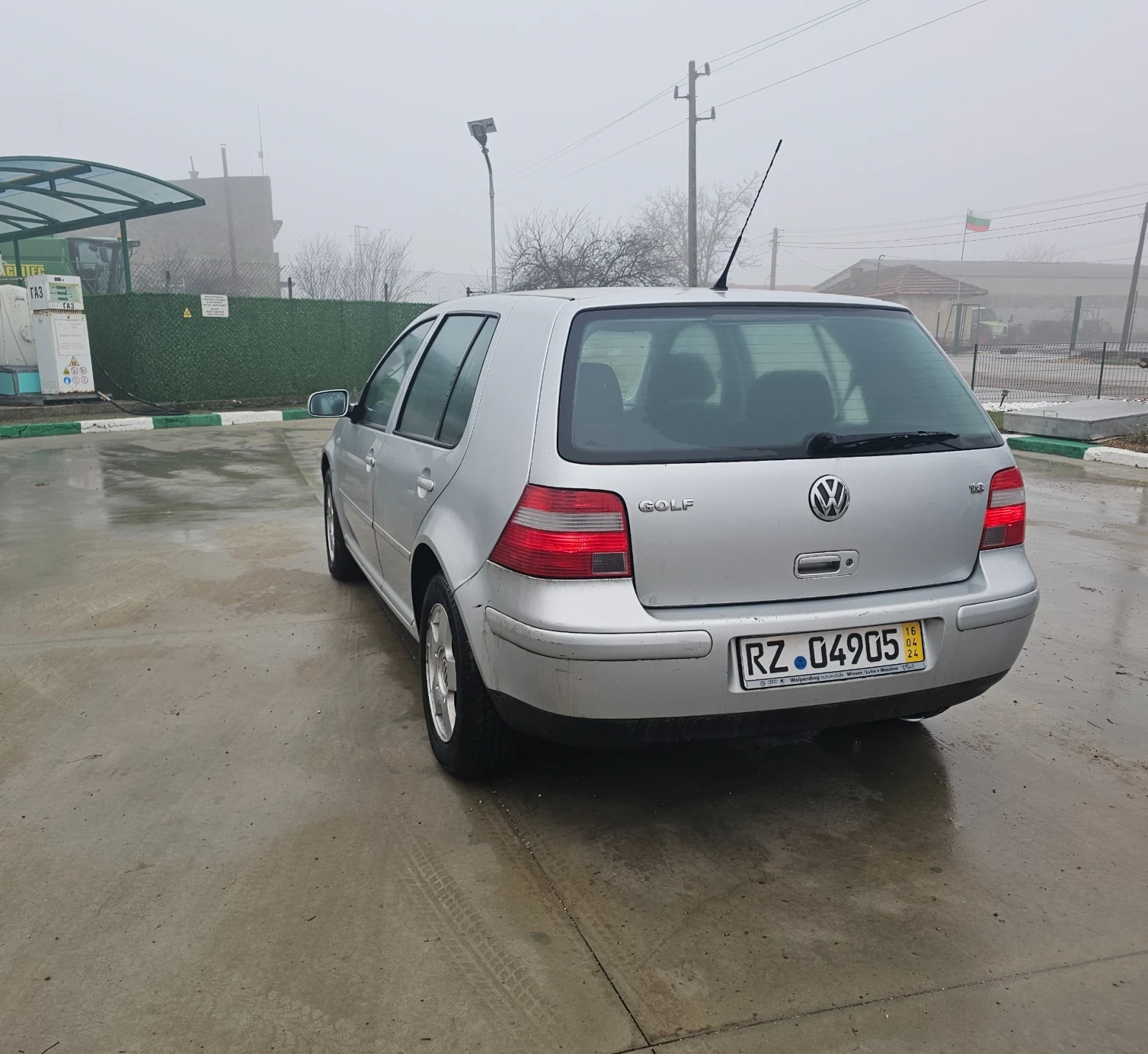 VW Golf 1.6 автомат - изображение 8