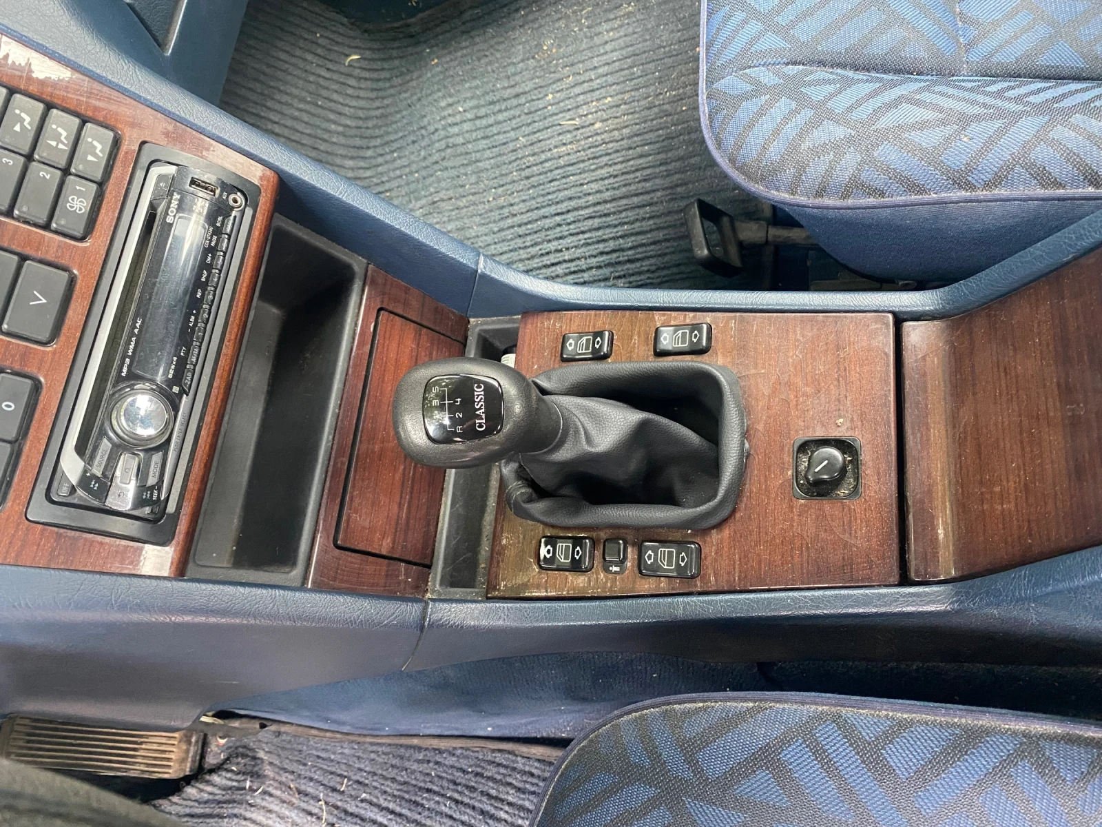 Mercedes-Benz C 180 Elegance GAZ - изображение 10