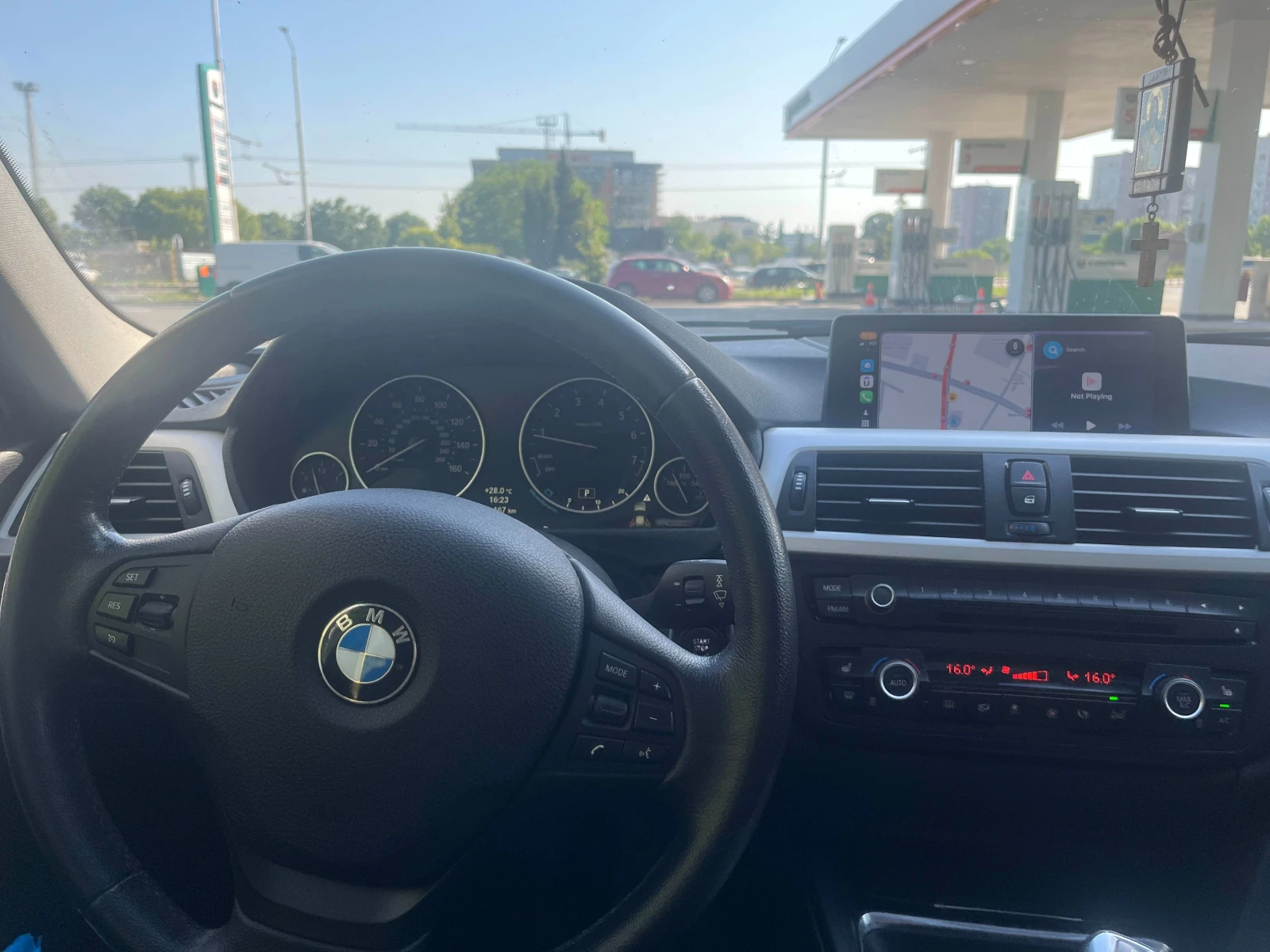 BMW 320  - изображение 6