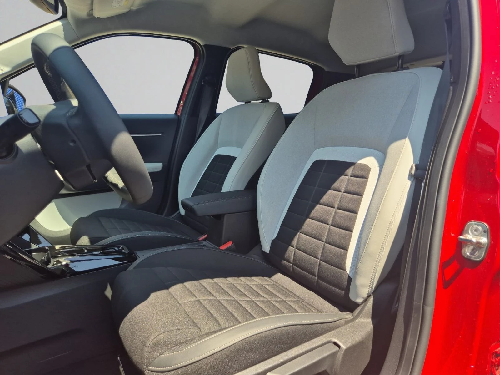 Citroen C3 NEW MAX Electric 113 Automatic E6 - изображение 10