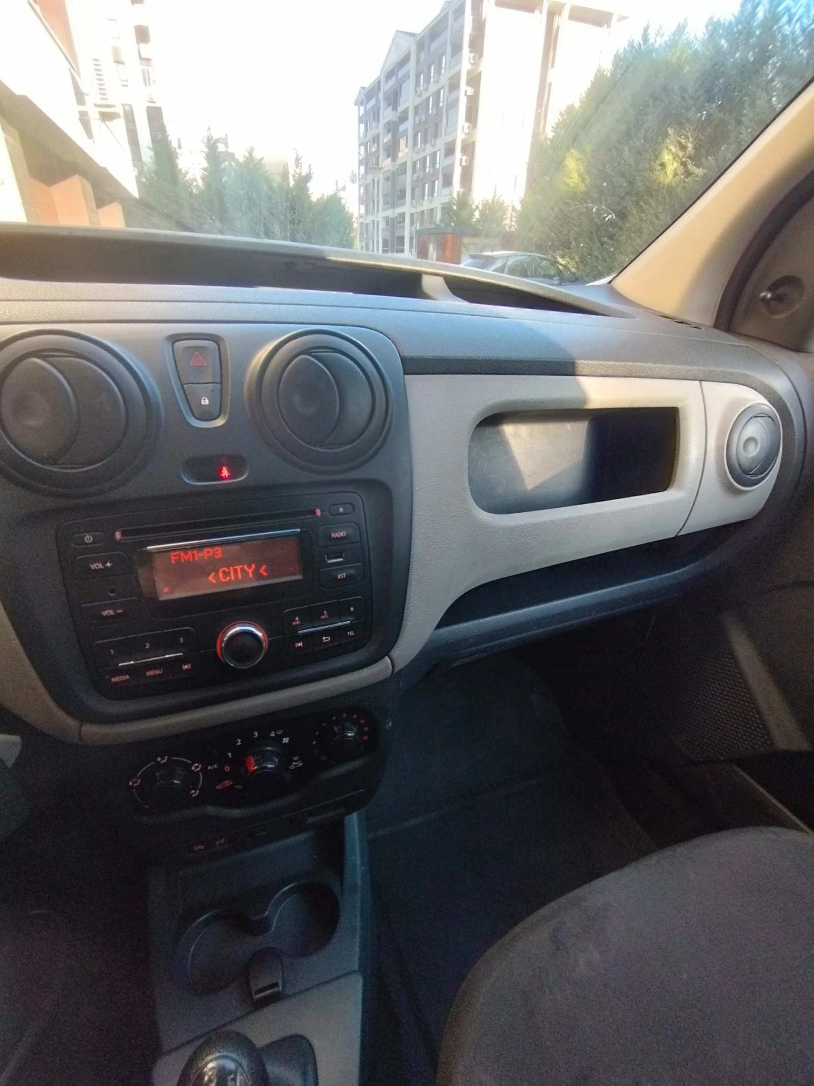 Dacia Dokker  - изображение 9