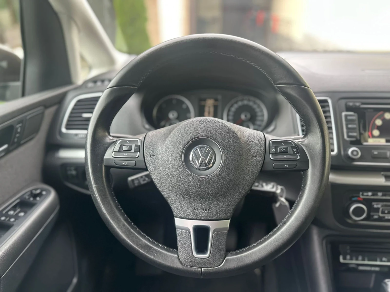 VW Sharan 2.0 TDi Automatic  | Mobile.bg   12