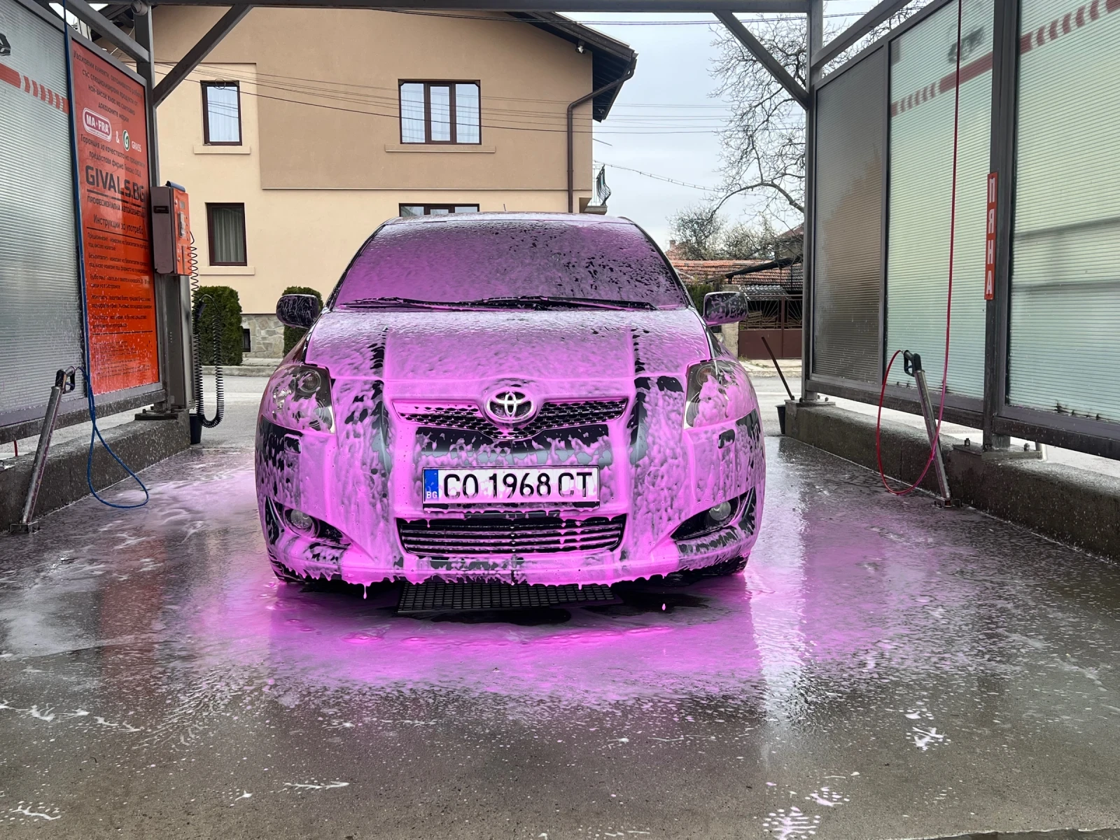 Toyota Auris  - изображение 3