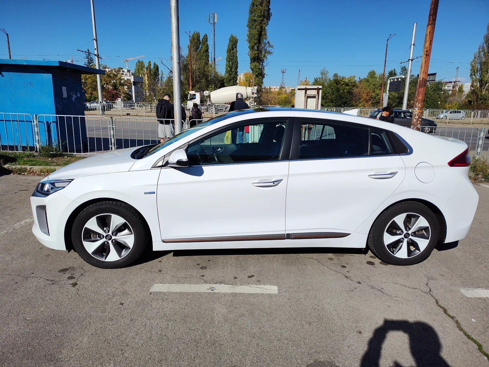 Hyundai Ioniq Premium - изображение 3