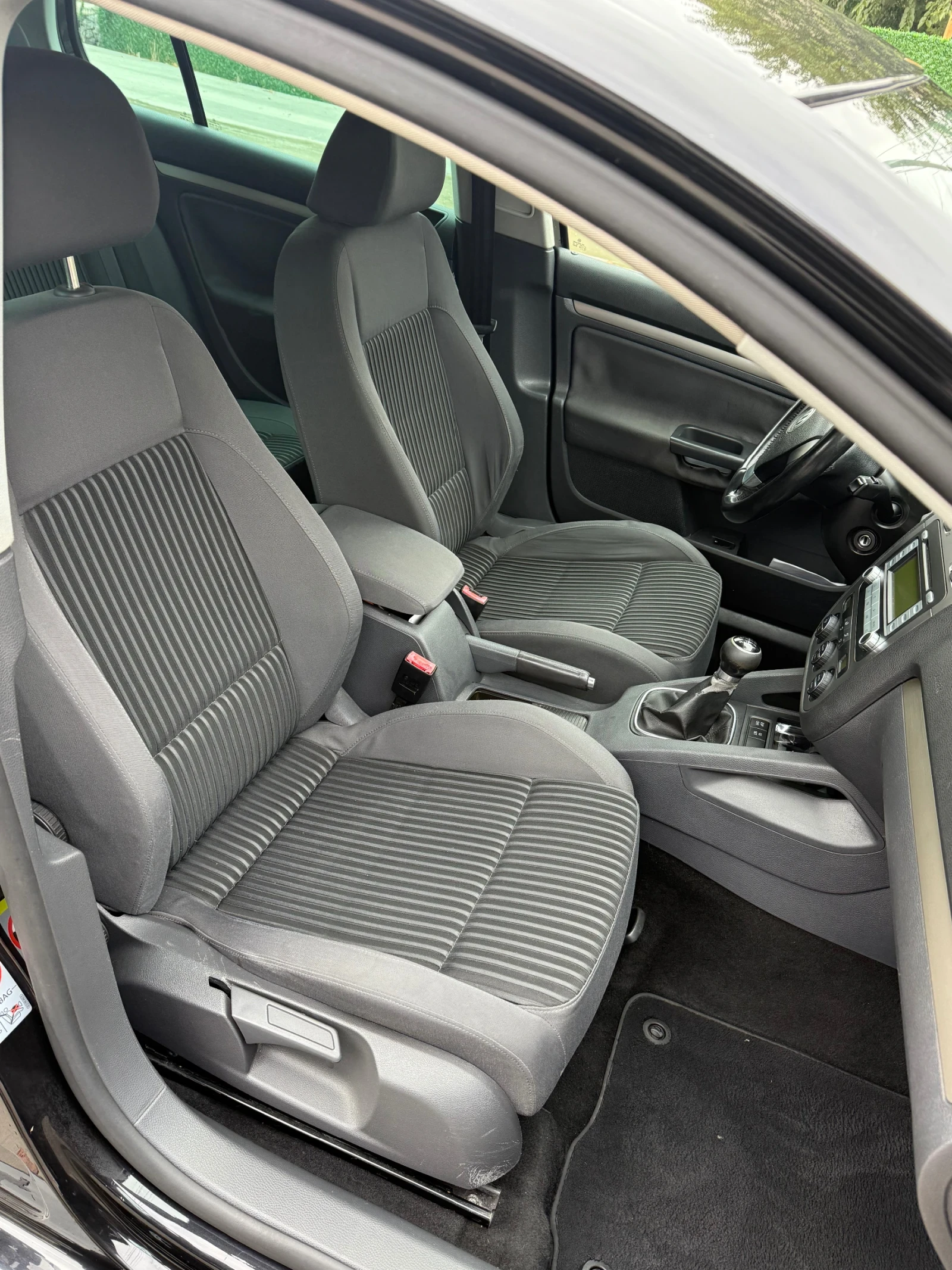 VW Golf 1.9TDI ТОП СЪСТОЯНИЕ! - изображение 9