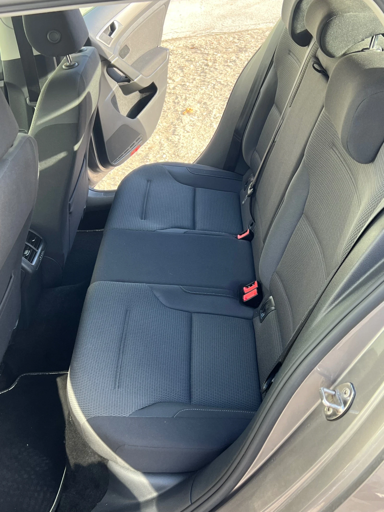 VW Golf R Line 1.4 TSI 150 DSG7  - изображение 7