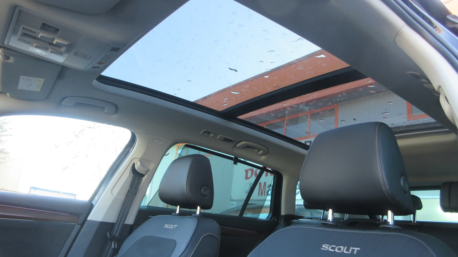 Skoda Superb SCOUT-2.0-TDI-4X4-FULL MAX-BLACK EDITION - изображение 10