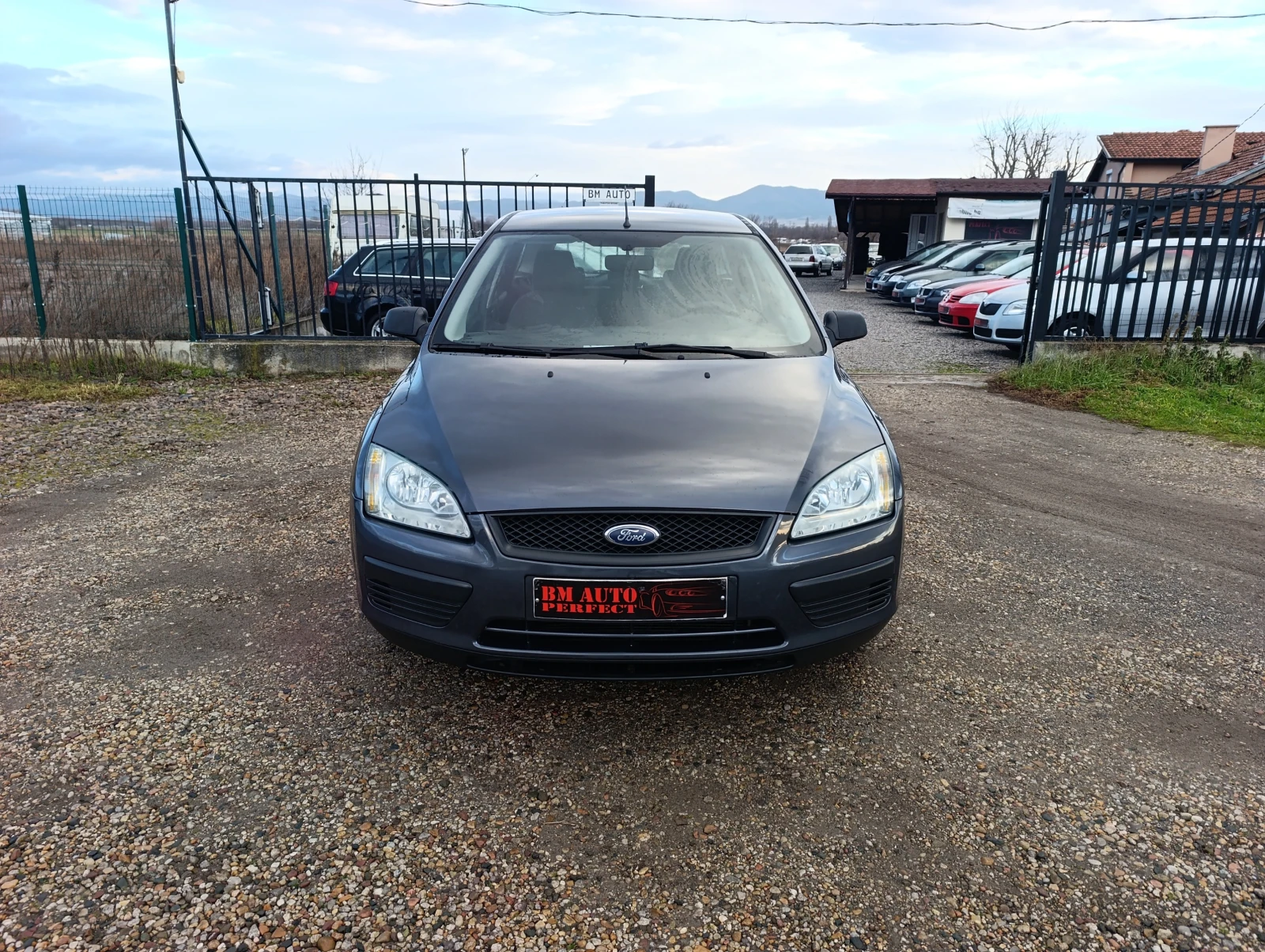 Ford Focus 1.6i-16v БЕНЗИН - изображение 2