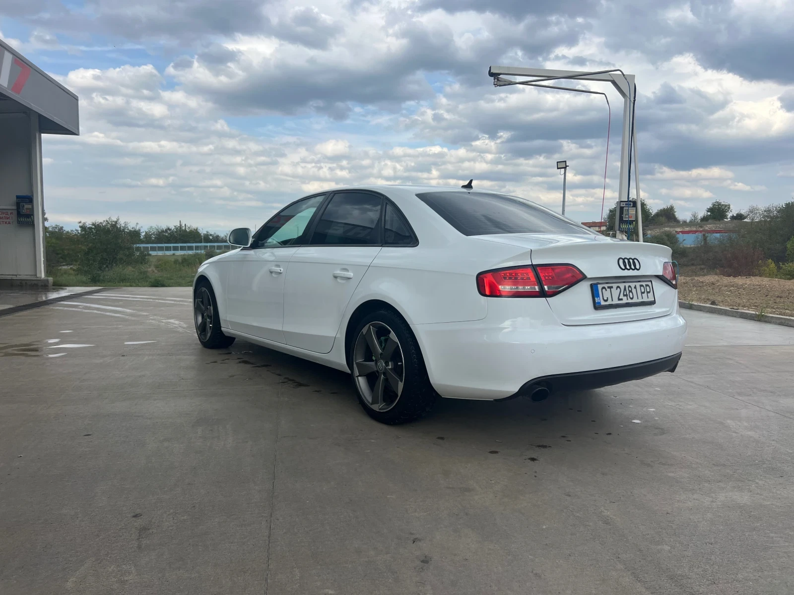 Audi A4 B8 S-line  2.7TDI 190HP - изображение 3