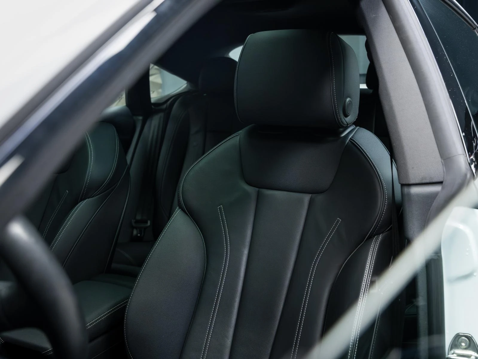 Audi A5 Quattro S-line* B&O* 360* HUD* MEMORY* ПОДГРЕВ* PA, снимка 8 - Автомобили и джипове - 54065189