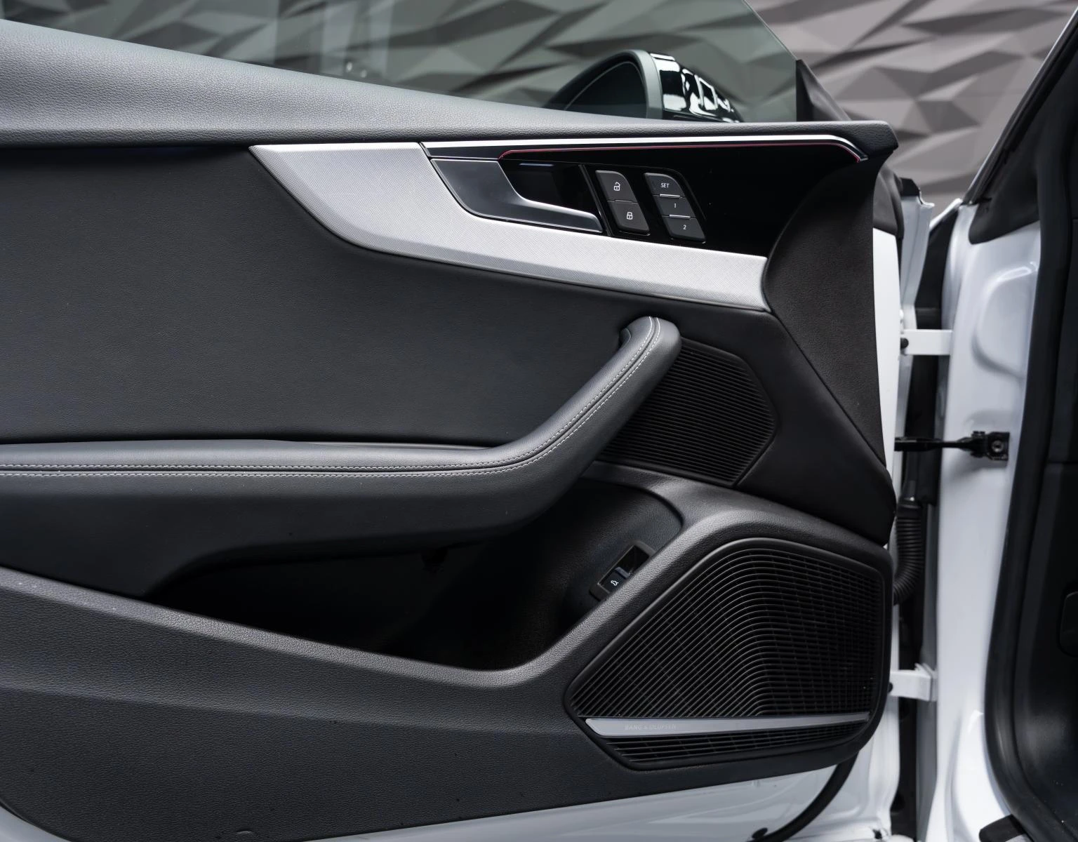 Audi A5 Quattro S-line* B&O* 360* HUD* MEMORY* ПОДГРЕВ* PA, снимка 13 - Автомобили и джипове - 54065189