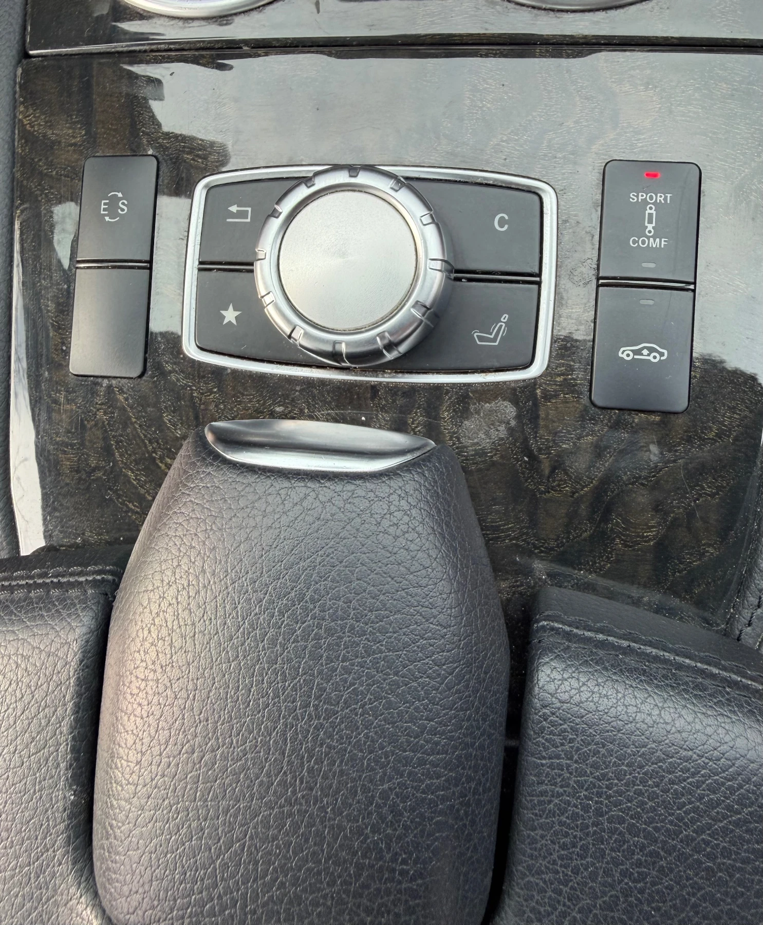 Mercedes-Benz CLS 400 4 MATIC , снимка 10 - Автомобили и джипове - 54105097