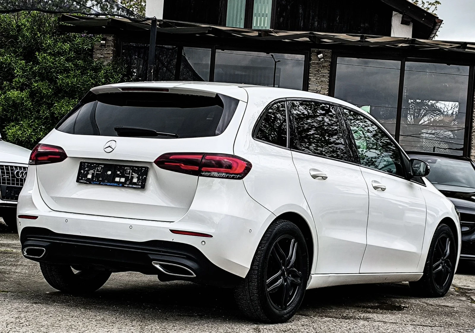 Mercedes-Benz B 200 D AMG-LINE LED MEMORY CAMERA GERMANY, снимка 4 - Автомобили и джипове - 54280720