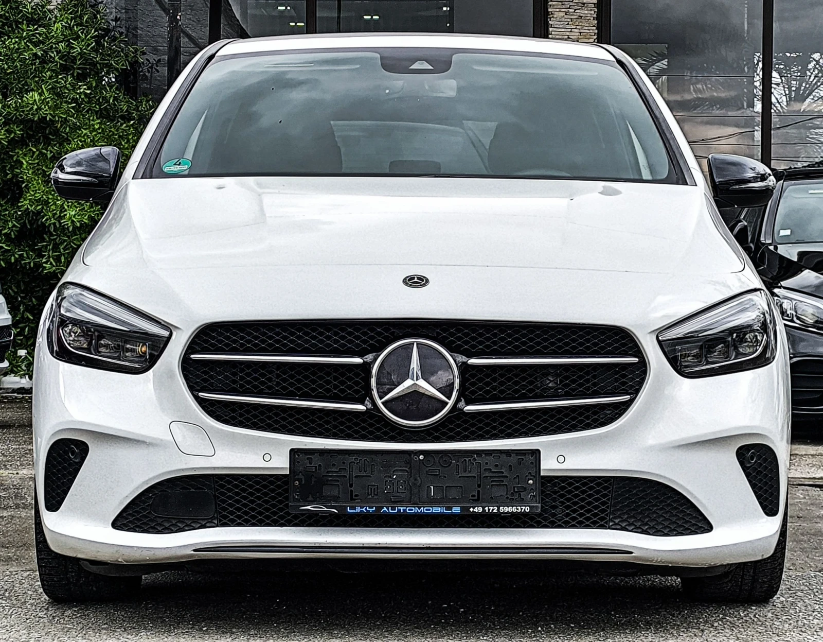 Mercedes-Benz B 200 D AMG-LINE LED MEMORY CAMERA GERMANY, снимка 2 - Автомобили и джипове - 54280720