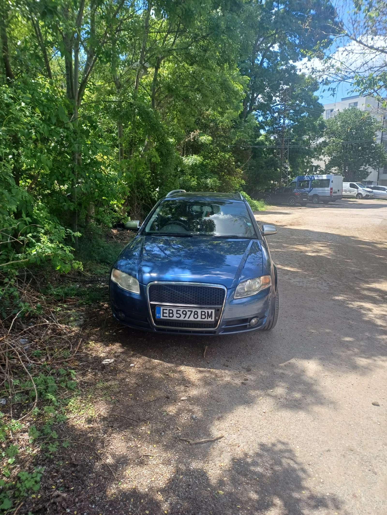 Audi A4 2.0д
