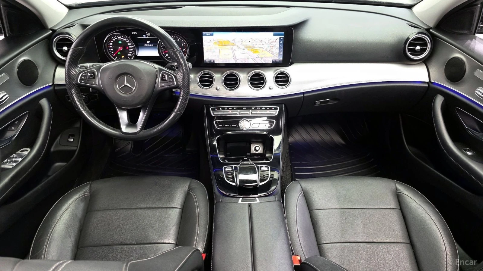 Mercedes-Benz E 200 Avangarde* КОЖА* НАВИ* ПАНО, снимка 5 - Автомобили и джипове - 55501696