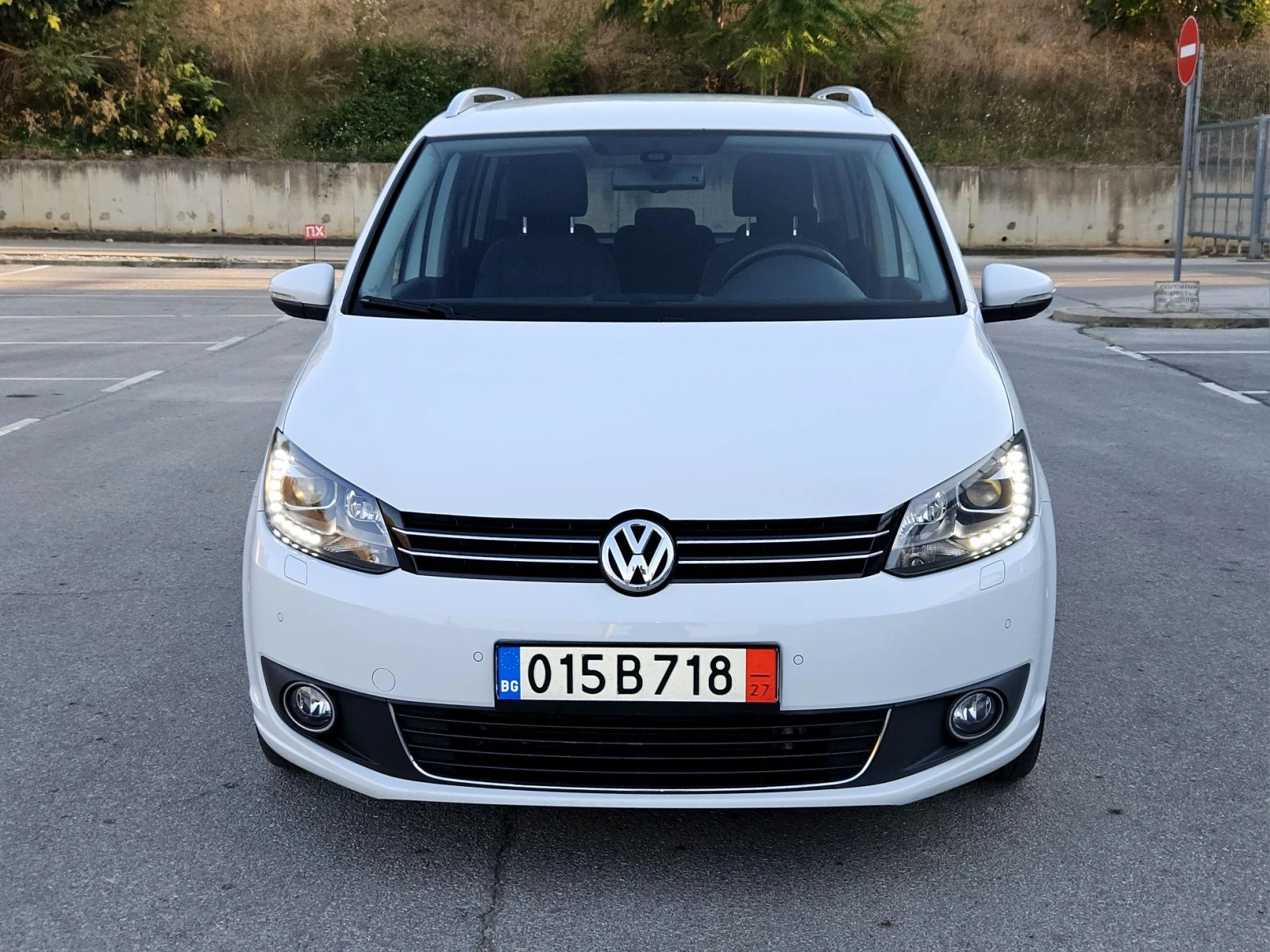 VW Touran 2.0 АВТОМАТИК  HIGH LINE, снимка 2 - Автомобили и джипове - 55684098
