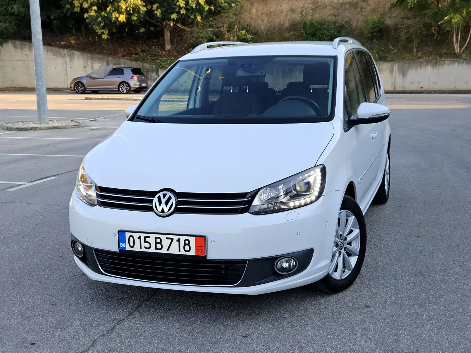 VW Touran 2.0 АВТОМАТИК  HIGH LINE