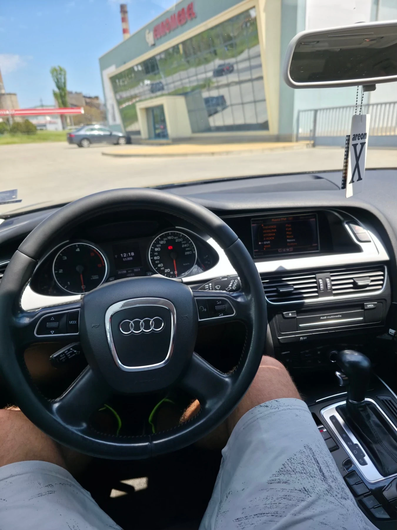 Audi A4 Audi A4 B8 2.0 TDI, снимка 8 - Автомобили и джипове - 56288672