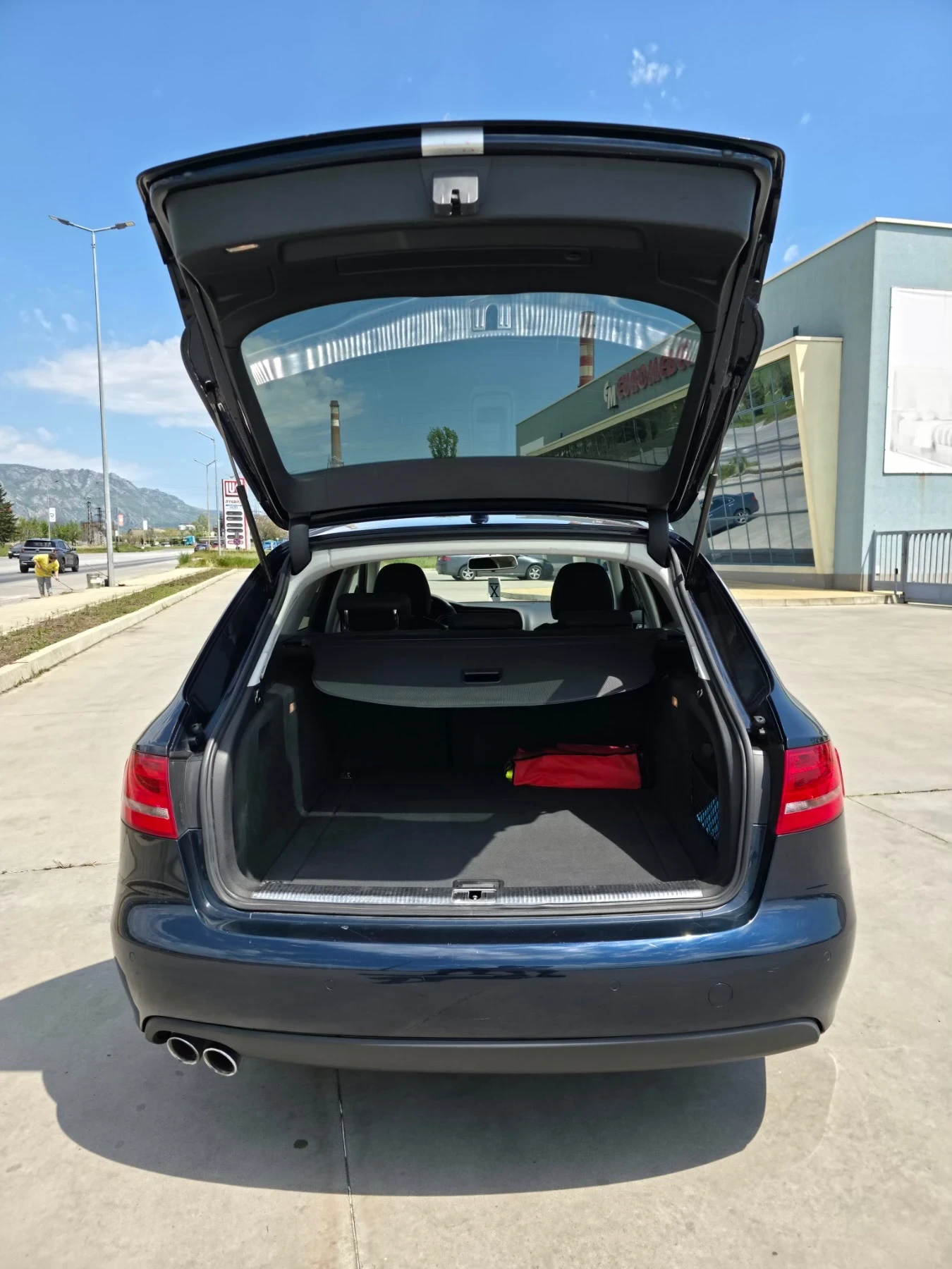 Audi A4 Audi A4 B8 2.0 TDI, снимка 6 - Автомобили и джипове - 56288672