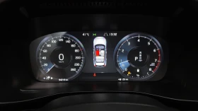 Volvo XC40 B4 Inscription, снимка 8