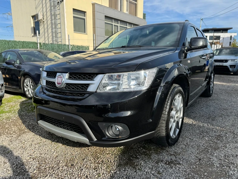 Fiat Freemont Navi-Камера-Кожа-6+ 1м-Подгрев-2.0d 170hp-2015г, снимка 1 - Автомобили и джипове - 47622340