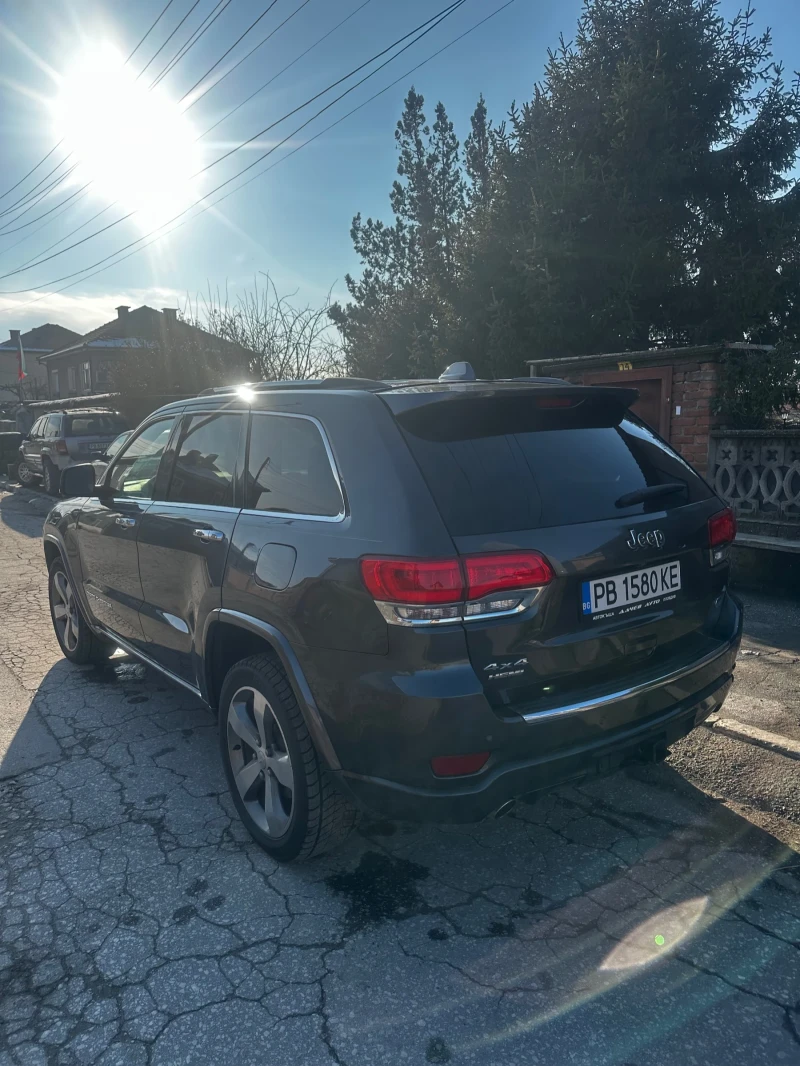 Jeep Grand cherokee Overland , снимка 8 - Автомобили и джипове - 48722382