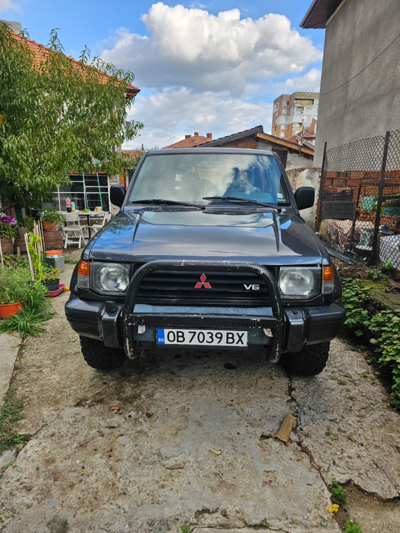 Mitsubishi Pajero, снимка 1 - Автомобили и джипове - 48989057