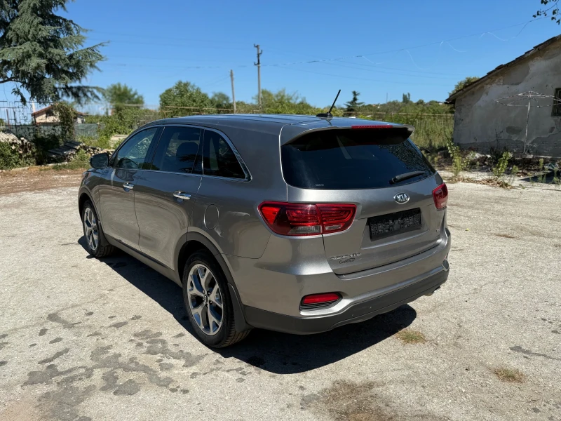 Kia Sorento 2.4i , снимка 7 - Автомобили и джипове - 52518993
