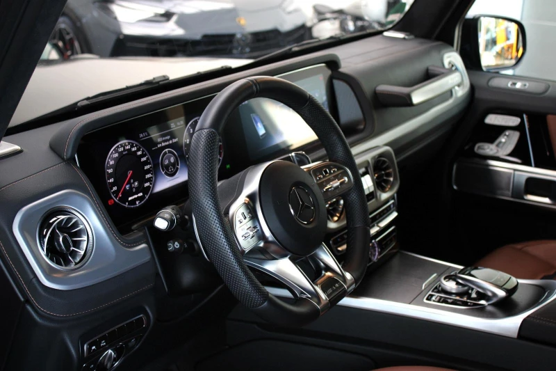 Mercedes-Benz G 63 AMG 4-MATIC/NIGHT/BURMESTER/MANUFAKTUR/EXCLUSIV/360/, снимка 9 - Автомобили и джипове - 51853938