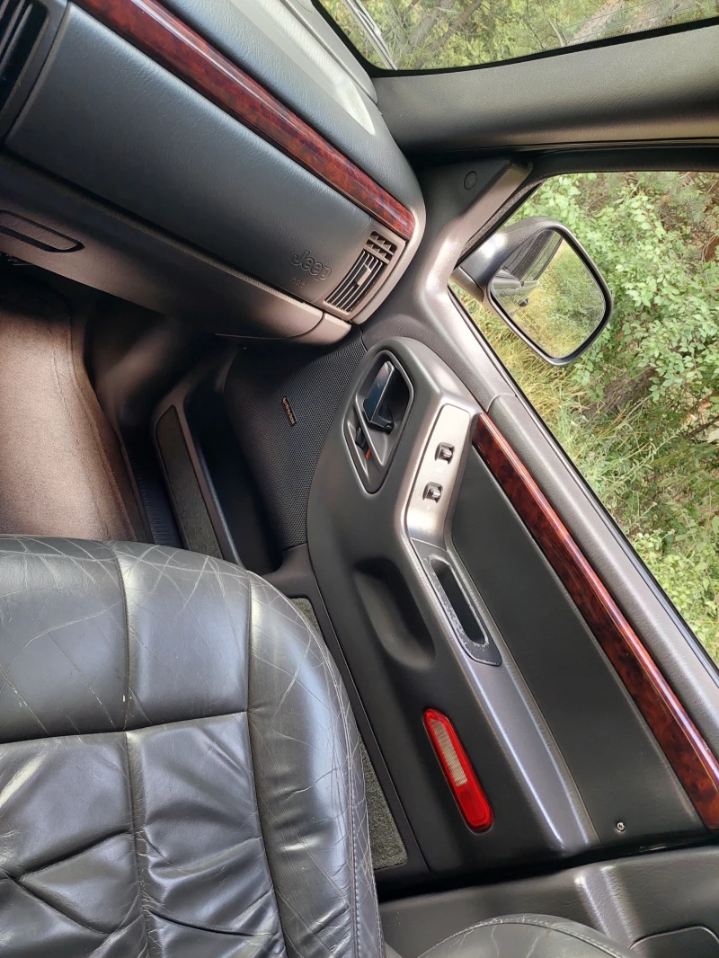 Jeep Grand cherokee, снимка 14 - Автомобили и джипове - 52545475