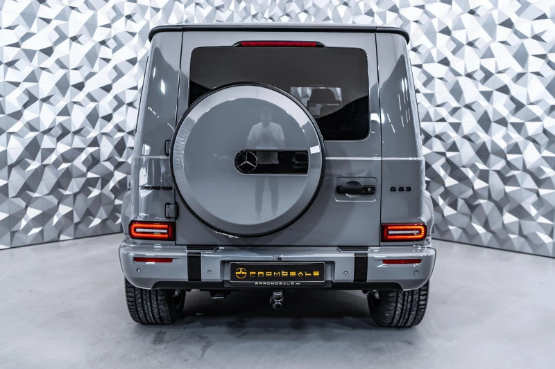 Mercedes-Benz G 63 AMG Carbon* Burmester* 360* Manufaktur* TV, снимка 5 - Автомобили и джипове - 52876165