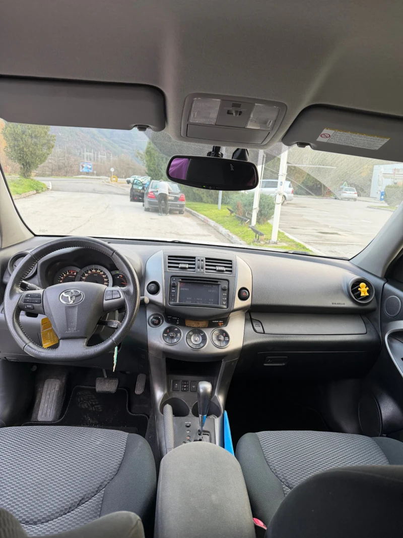 Toyota Rav4 2.0vvti automatic, снимка 8 - Автомобили и джипове - 52932050