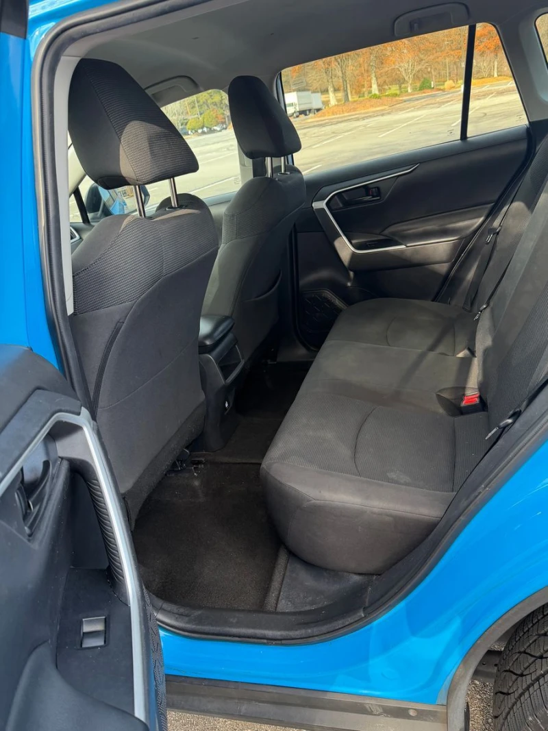 Toyota Rav4, снимка 9 - Автомобили и джипове - 53098781