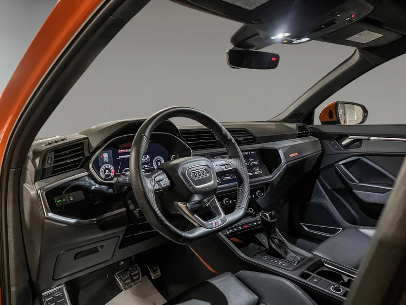 Audi Q3 TECHNIK, снимка 7 - Автомобили и джипове - 53247530