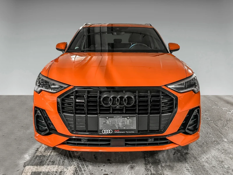 Audi Q3 TECHNIK, снимка 2 - Автомобили и джипове - 53247530