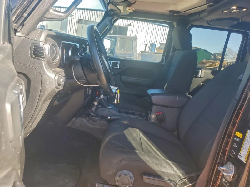 Jeep Gladiator Altitude 4x4, снимка 7 - Автомобили и джипове - 53302823