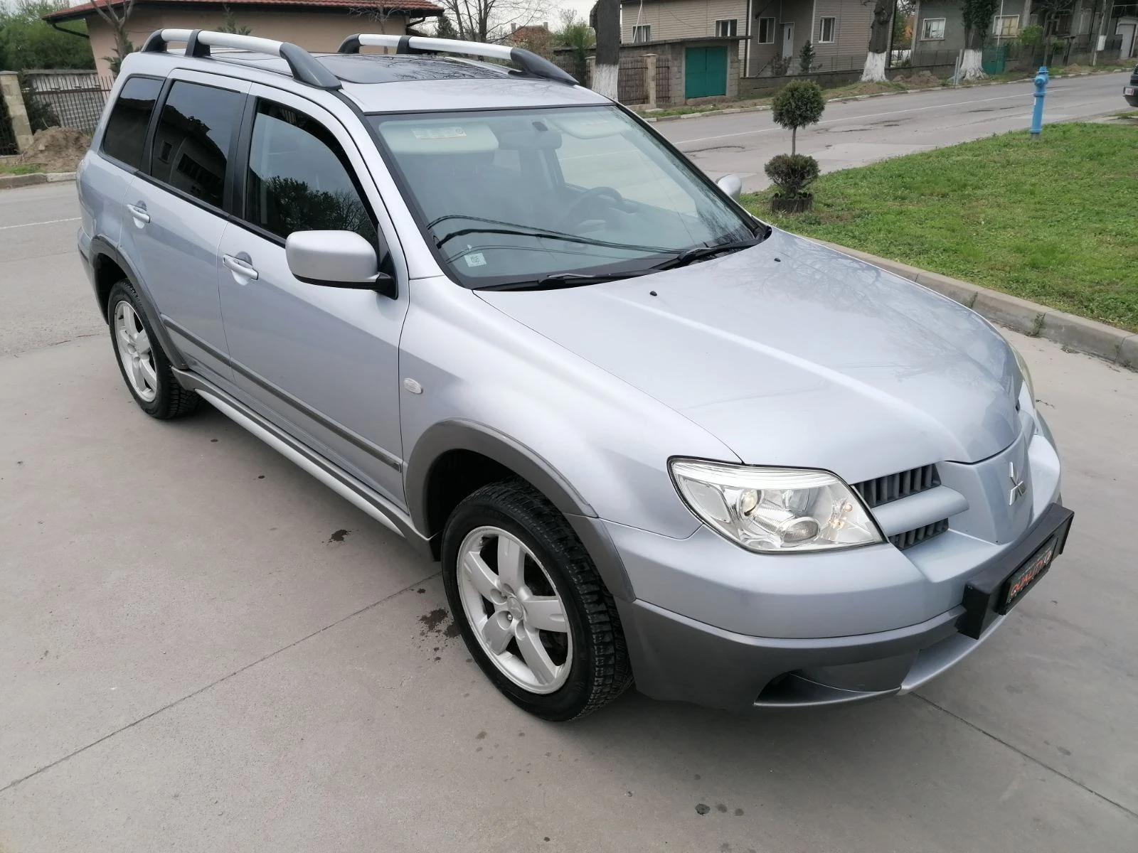 Mitsubishi Outlander 2.4 AWD Швейцария - изображение 2