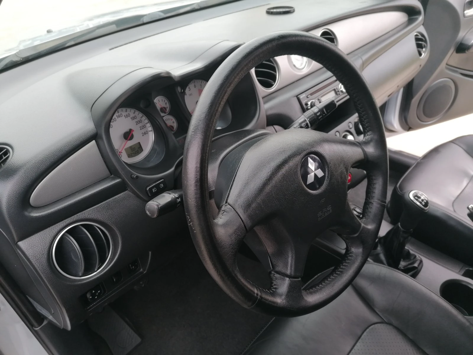 Mitsubishi Outlander 2.4 AWD Швейцария - изображение 6