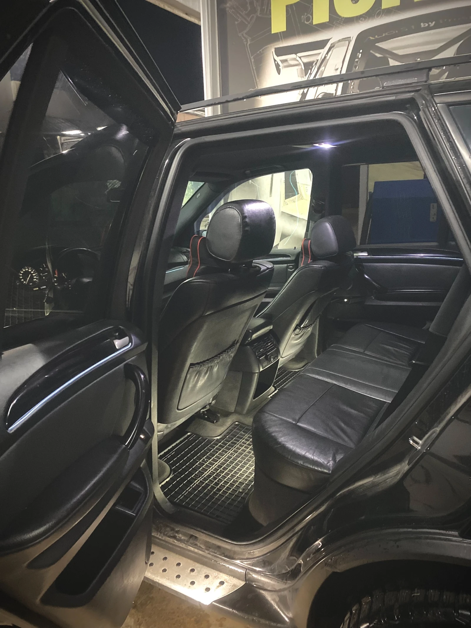 BMW X5 3.0d 184 к.с. - изображение 9