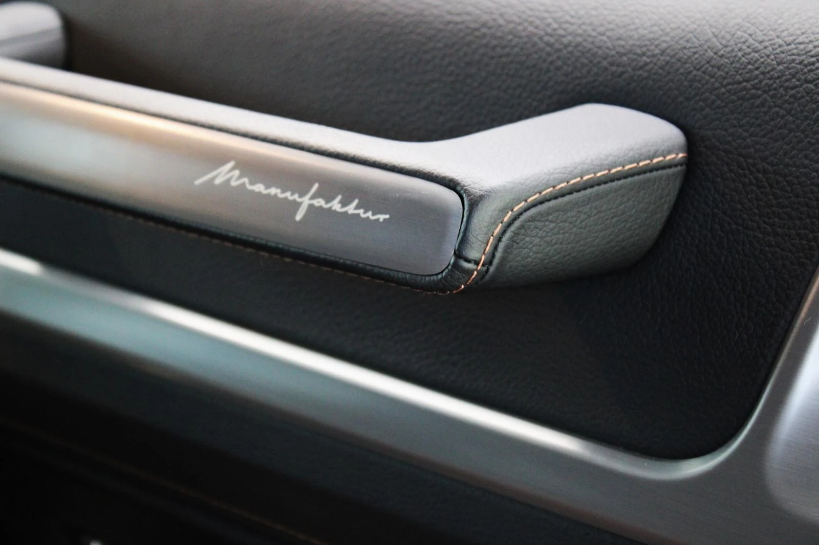 Mercedes-Benz G 63 AMG 4-MATIC/NIGHT/BURMESTER/MANUFAKTUR/EXCLUSIV/360/ | Mobile.bg   14