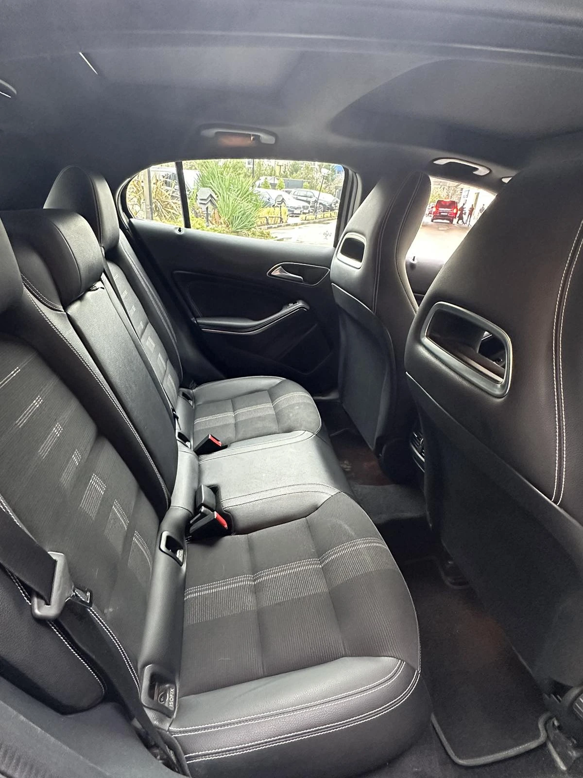 Mercedes-Benz GLA 200 4Matic Offroad - изображение 6