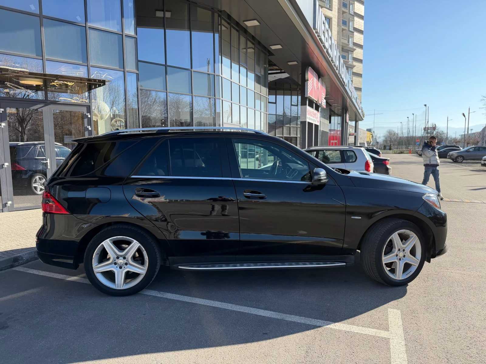 Mercedes-Benz ML 350 много екстри - изображение 3