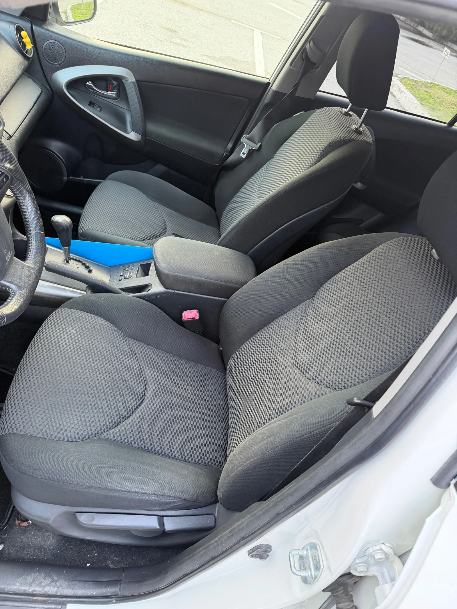 Toyota Rav4 2.0vvti automatic - изображение 6