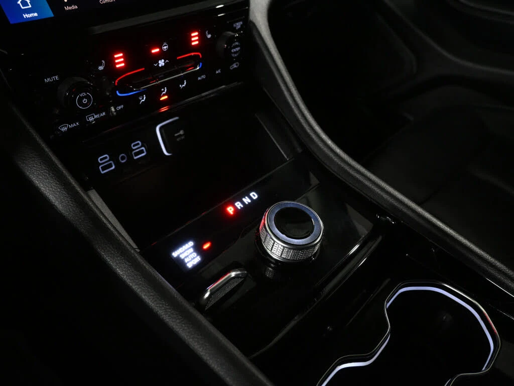 Jeep Grand cherokee * АвтоКредит * (ЦЕНА ДО БГ), снимка 14 - Автомобили и джипове - 53972275