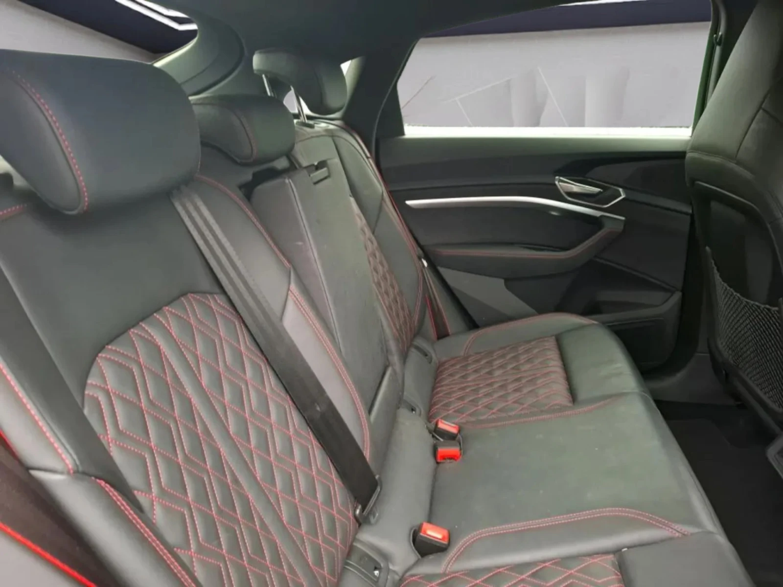 Audi Q8 E-TRON 55 SPORTBACK QUATTRO S-LINE PLUS FULL, снимка 10 - Автомобили и джипове - 54269028