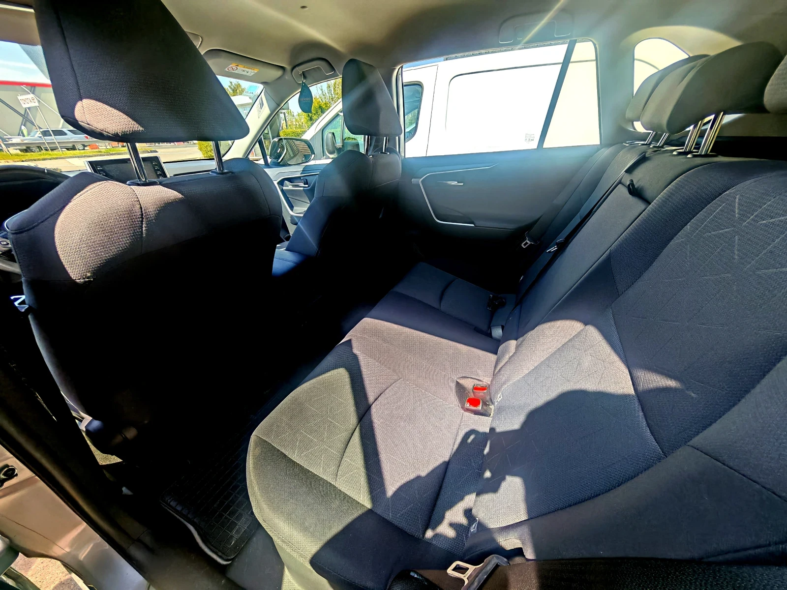 Toyota Rav4 4 х 4, снимка 9 - Автомобили и джипове - 54347253