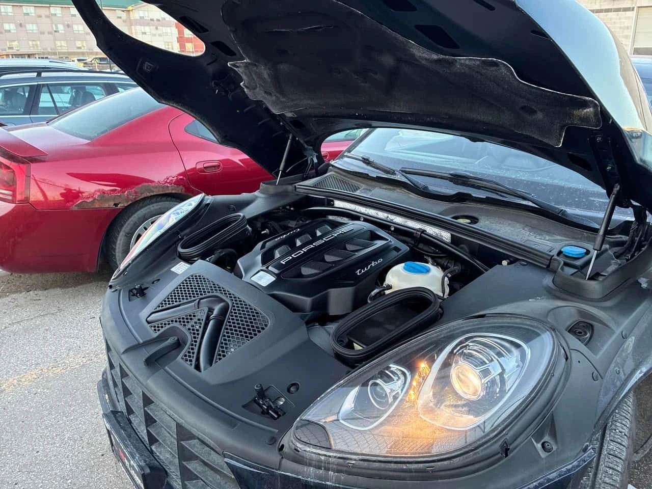 Porsche Macan * Turbo * CARBON* ОБУДХВАНЕ* BOSE* , снимка 13 - Автомобили и джипове - 54376994